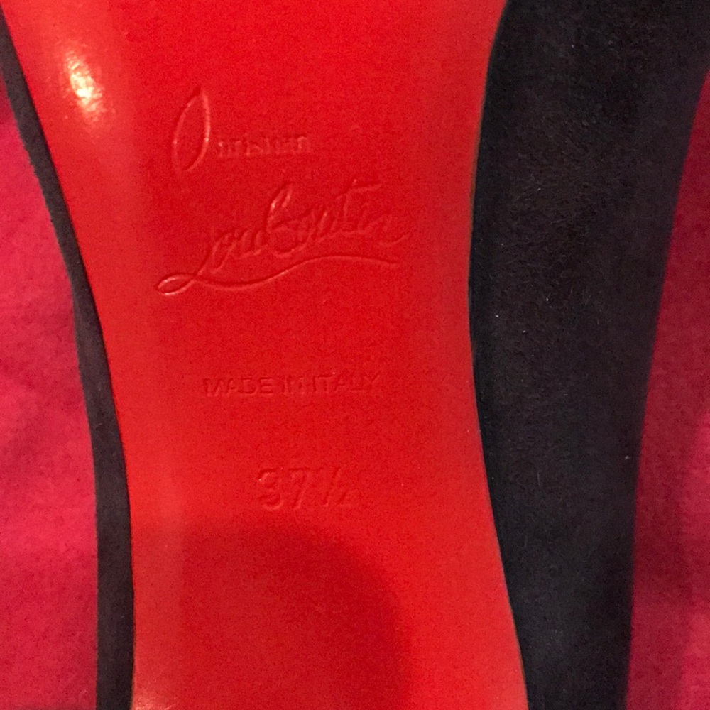 ❌SOLD❌ Christian Louboutin - Picture 8 of 8